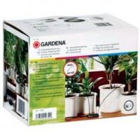 automatyczna konewka GARDENA pozwala na podlanie równocześnie do 36 roślin doniczkowych. Automatyczny system nawadnia rośliny codziennie przez transformator z wbudowanym włącznikiem czasowym